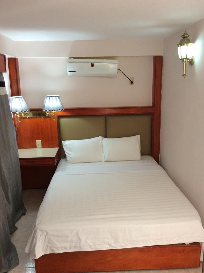 קיי קולקר China Town Hotel מראה חיצוני תמונה